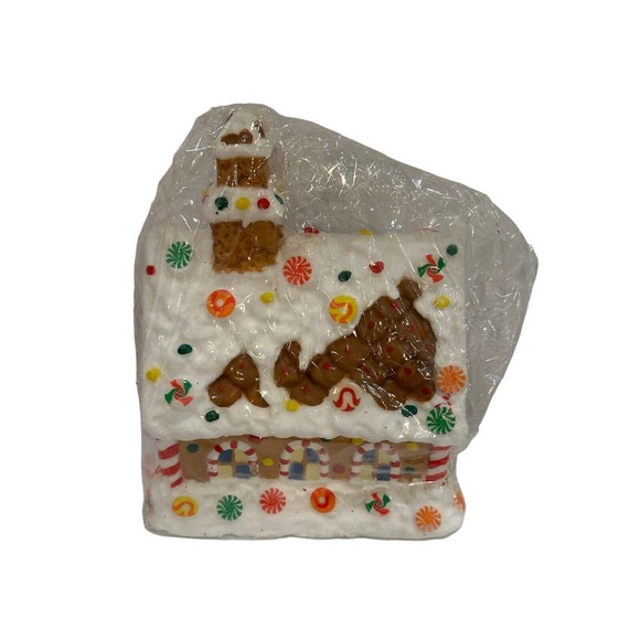 Robert Alan Candle Handpainted Foam Wax Christmas Gingerbread House NEW